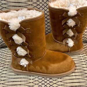 Brown Suede Boots with Bow Accents